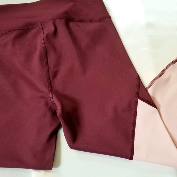 💞 Women's "LIVE, LOVE, DREAM" Workout Pants - Picture 5 of 10